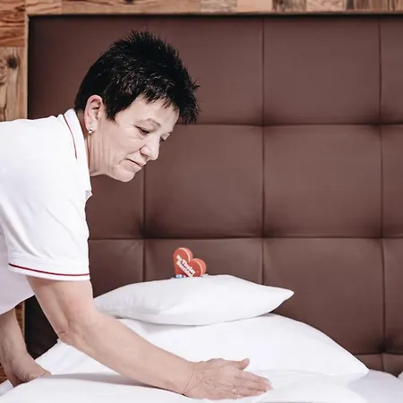 Der Greil - Wein & Gourmethotel Hotel 4*