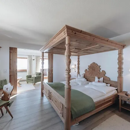 Der Greil - Wein & Gourmethotel 4*