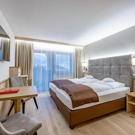 Der Greil - Wein & Gourmethotel Ξενοδοχείο Söll